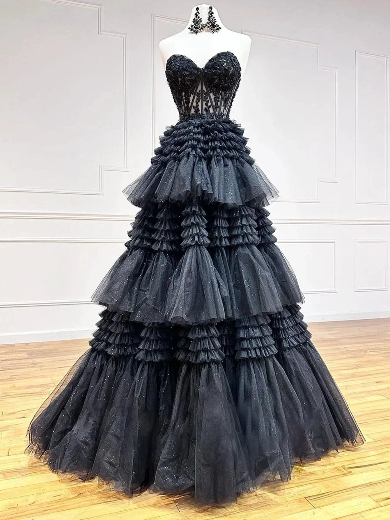 Adelyn |A-Line Sweetheart Tiered Long Tulle Prom Dress
