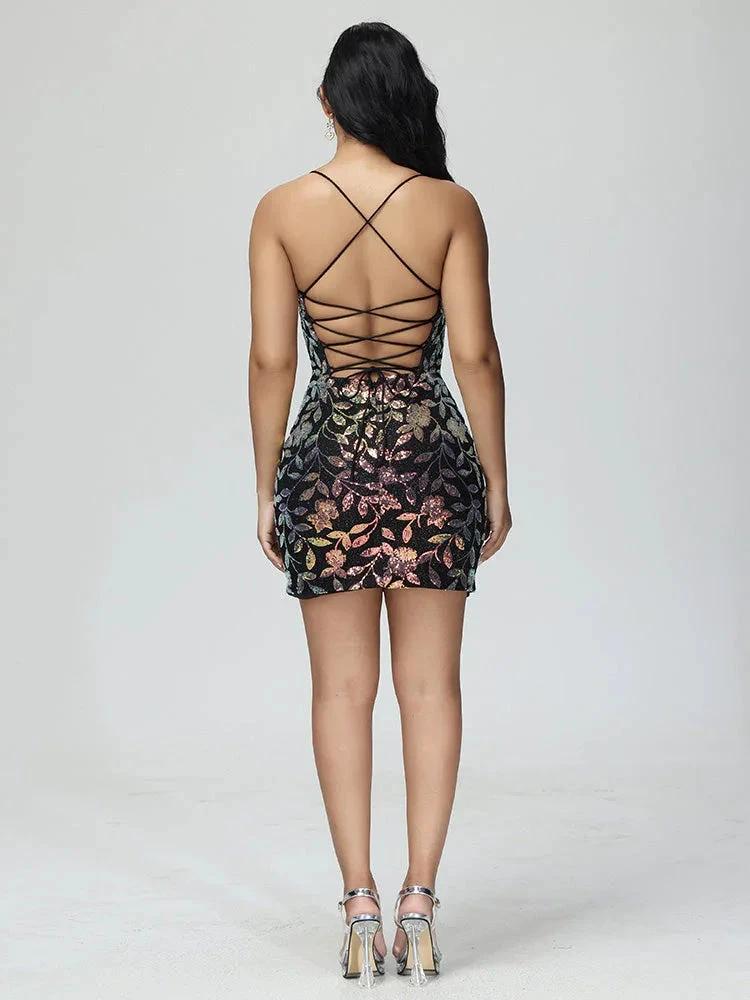 Chic Sleeveless Spaghetti Straps Lace Mini Homecoming Dress