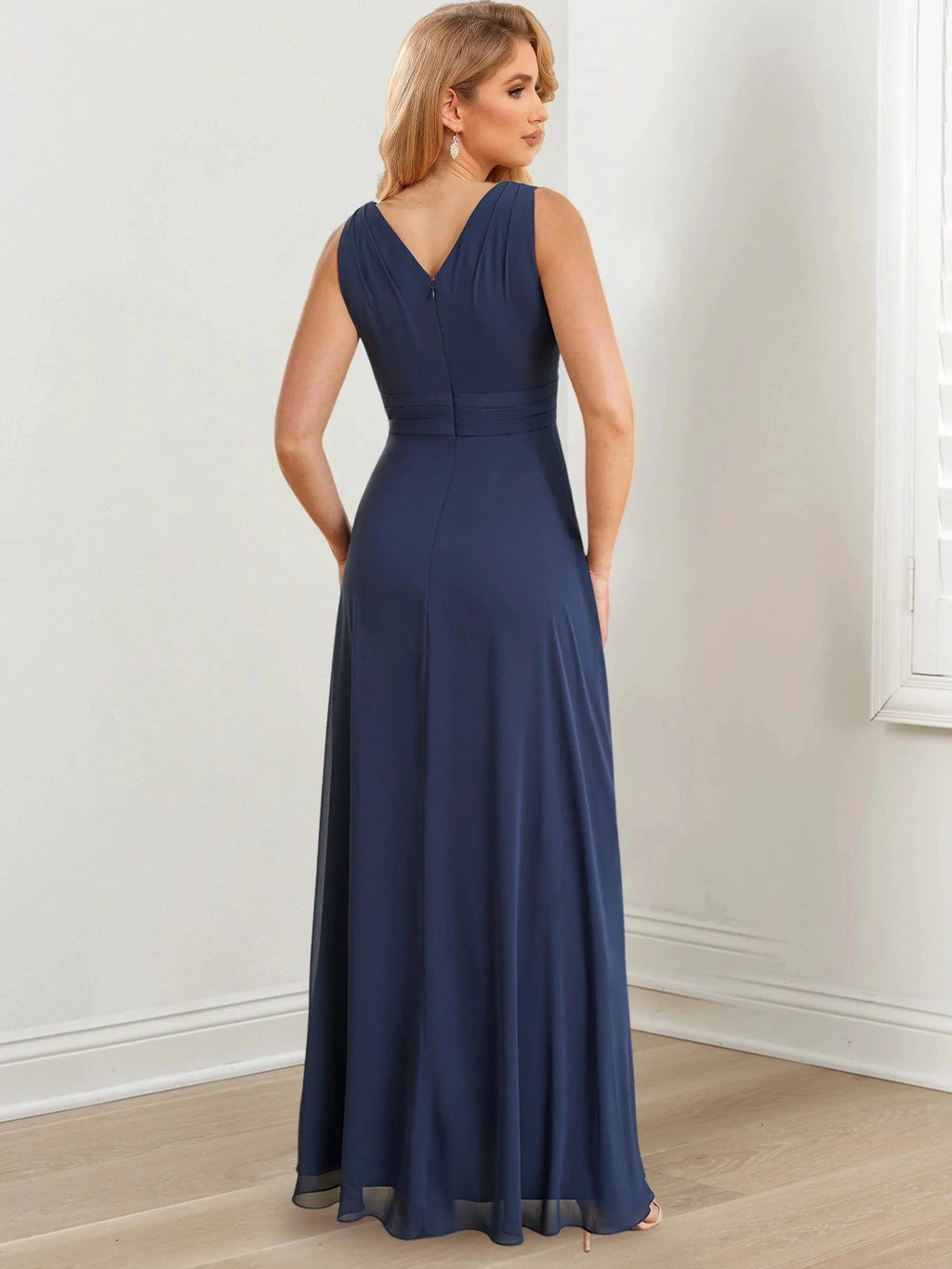 A-Line/Princess V-Neck Floor-Length Mother of the Bride Dresses