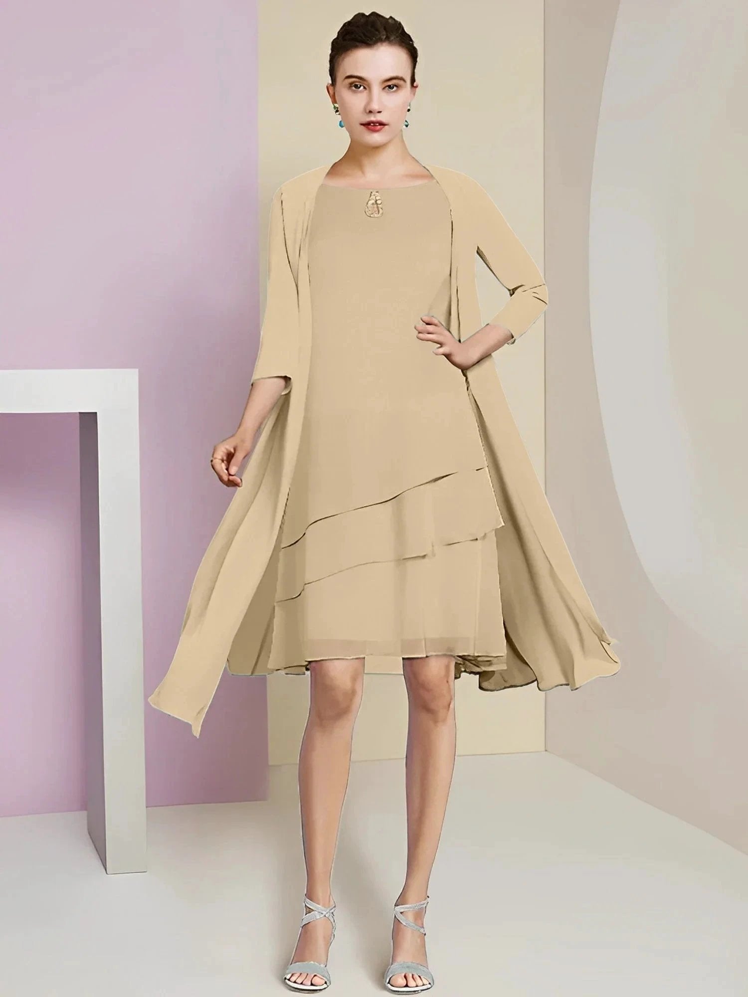 A-Line/Princess Jewel Neck Knee-Length Mother of the Bride Dresses