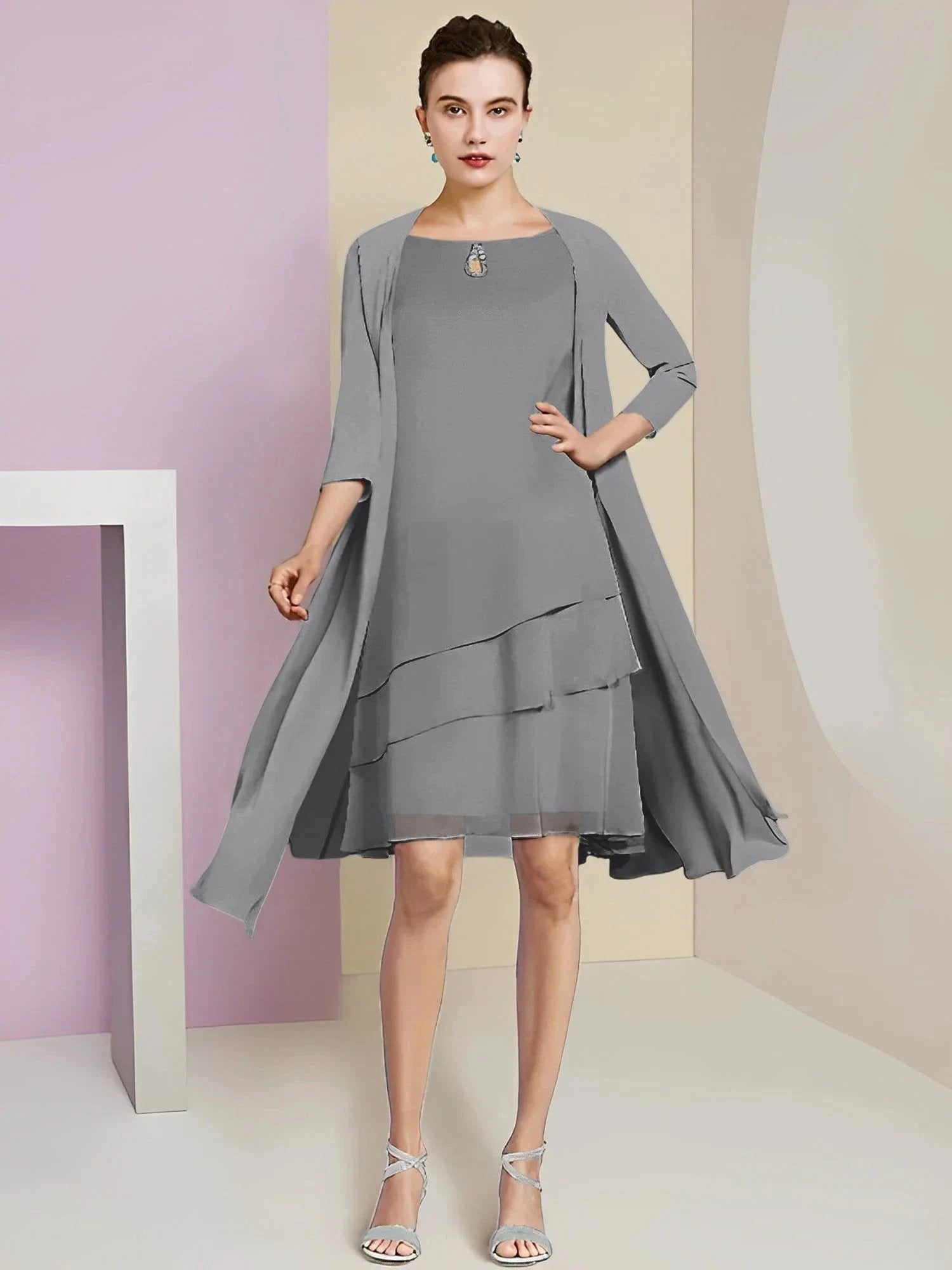 A-Line/Princess Jewel Neck Knee-Length Mother of the Bride Dresses