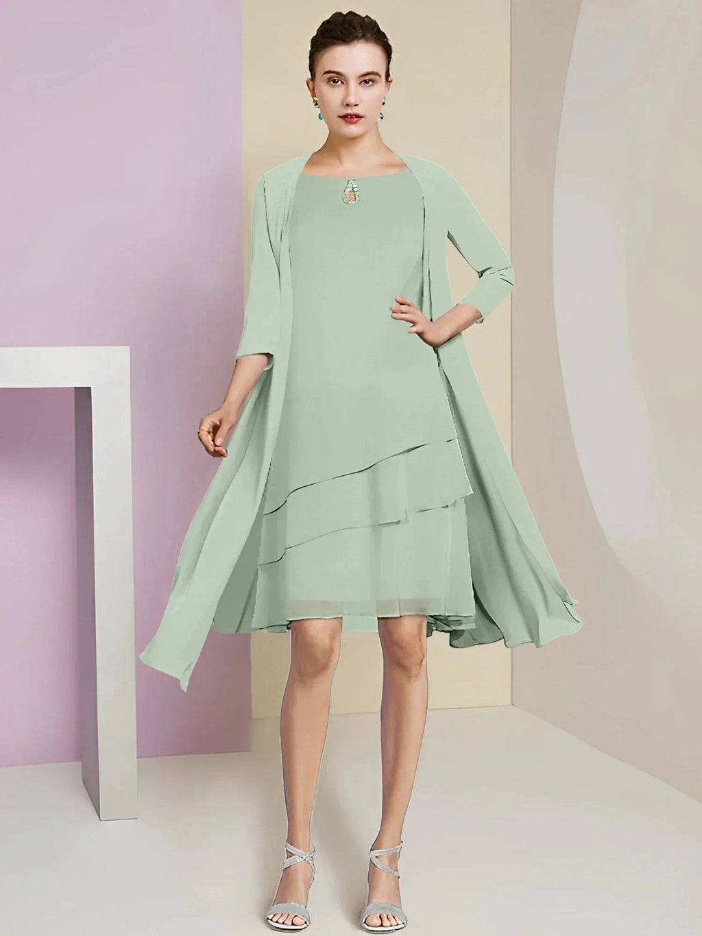 A-Line/Princess Jewel Neck Knee-Length Mother of the Bride Dresses