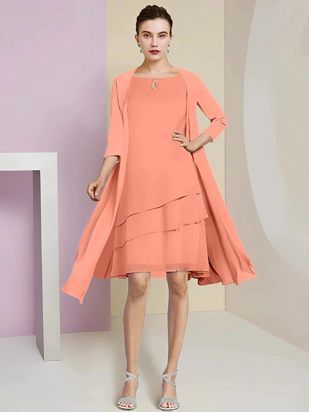 A-Line/Princess Jewel Neck Knee-Length Mother of the Bride Dresses