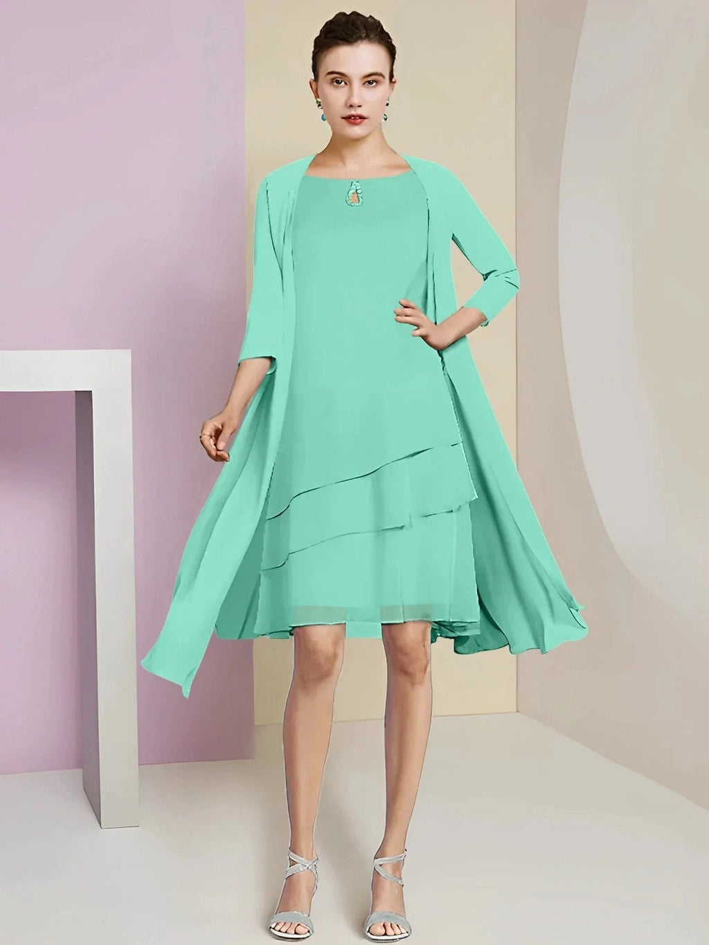 A-Line/Princess Jewel Neck Knee-Length Mother of the Bride Dresses