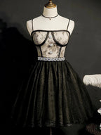 Chic Lace Spaghetti Straps Tulle Short Homecoming Dresses