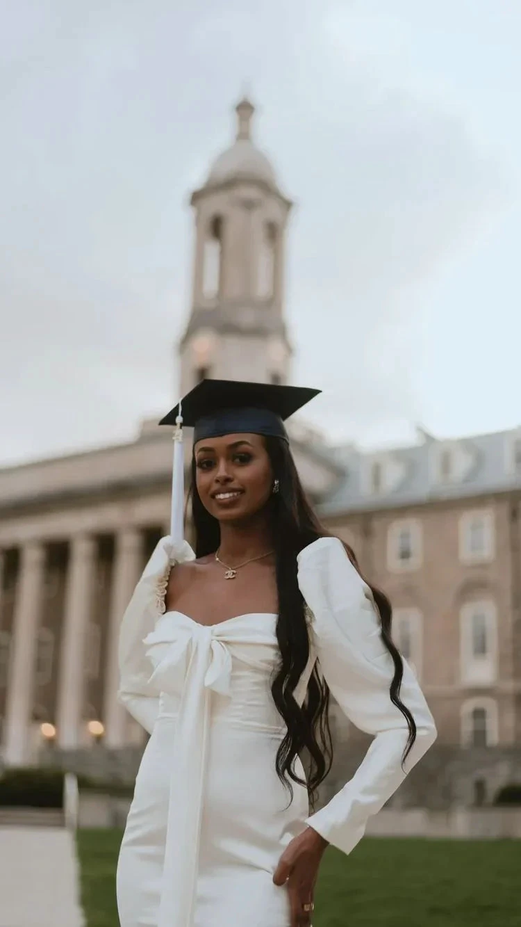 Sexy White Graduation Dress with Long Sleeves White Short Homecoming Dress Y1901