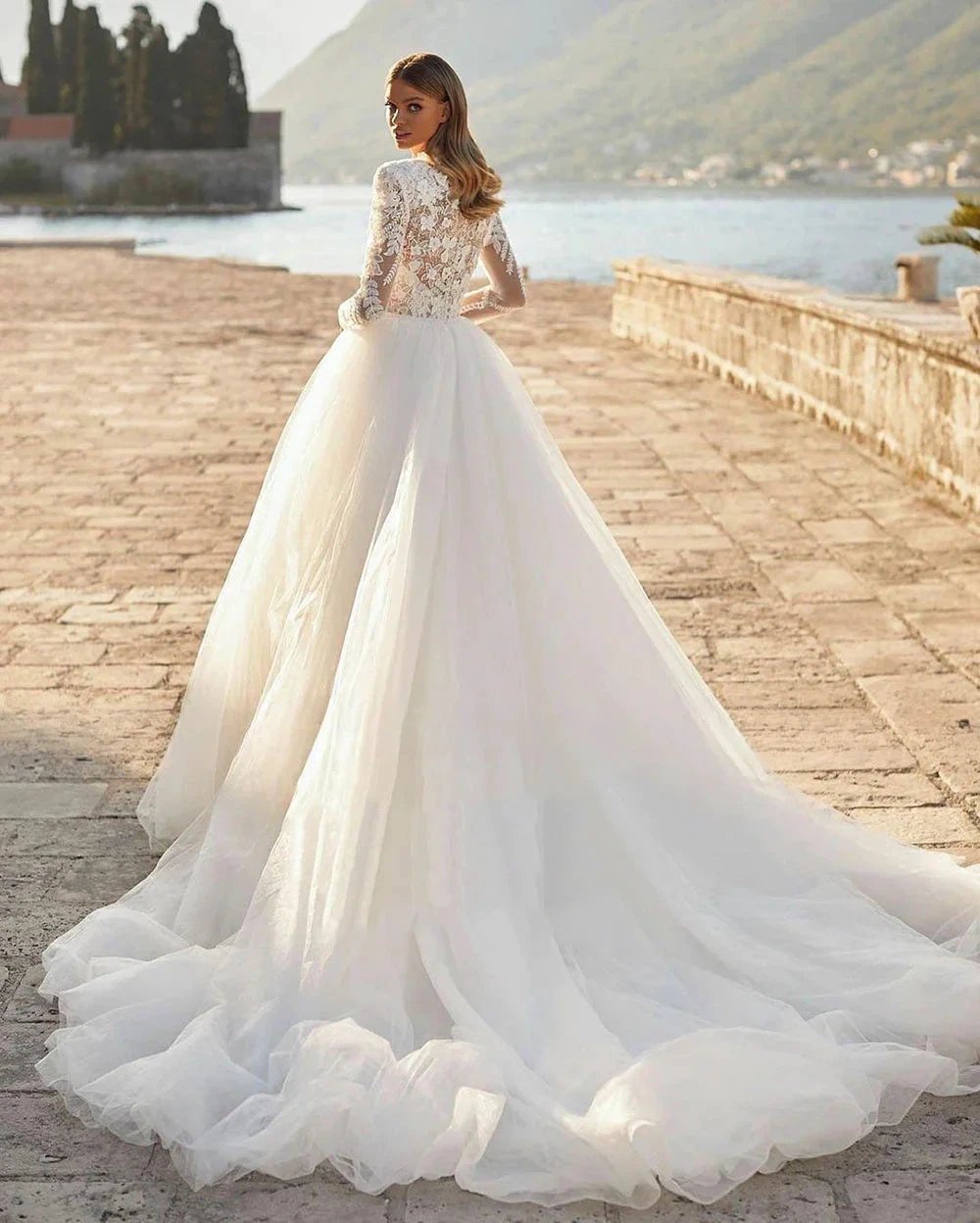 Grace Pretty luxury Princess Wedding Dresses Modest O Neck Long Sleeves Muslim Bride Dresses Bridal Gown vestidos de novia