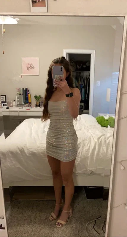 Sexy Shiny Dress Short Homecoming Dress Y1908