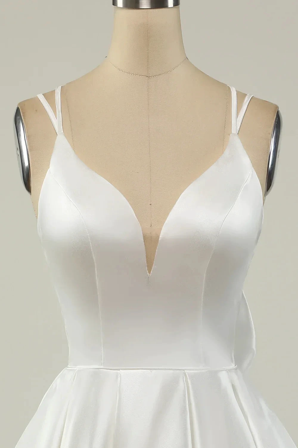 White Satin A-line Graduation Dress White Short Homecoming Dress Y1849