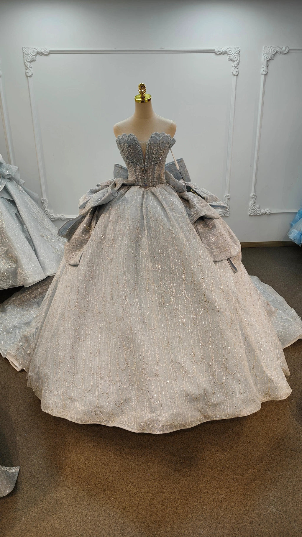 Dreamy Light Blue Sweetheart Ball Gown Wedding Dress with Sequin Tulle, Pearl Beading & Oversized Bow Ye-2029