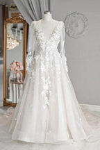 A-line V Neck Long Sleeves Ivory Tulle Wedding Dresses Bridal Gowns WD577