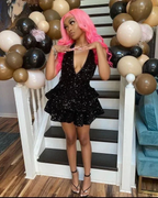 Sexy Black Sparkling Short Homecoming Dresses Back Open Tiered Sequin Graduation Gown Parties Night Y4111