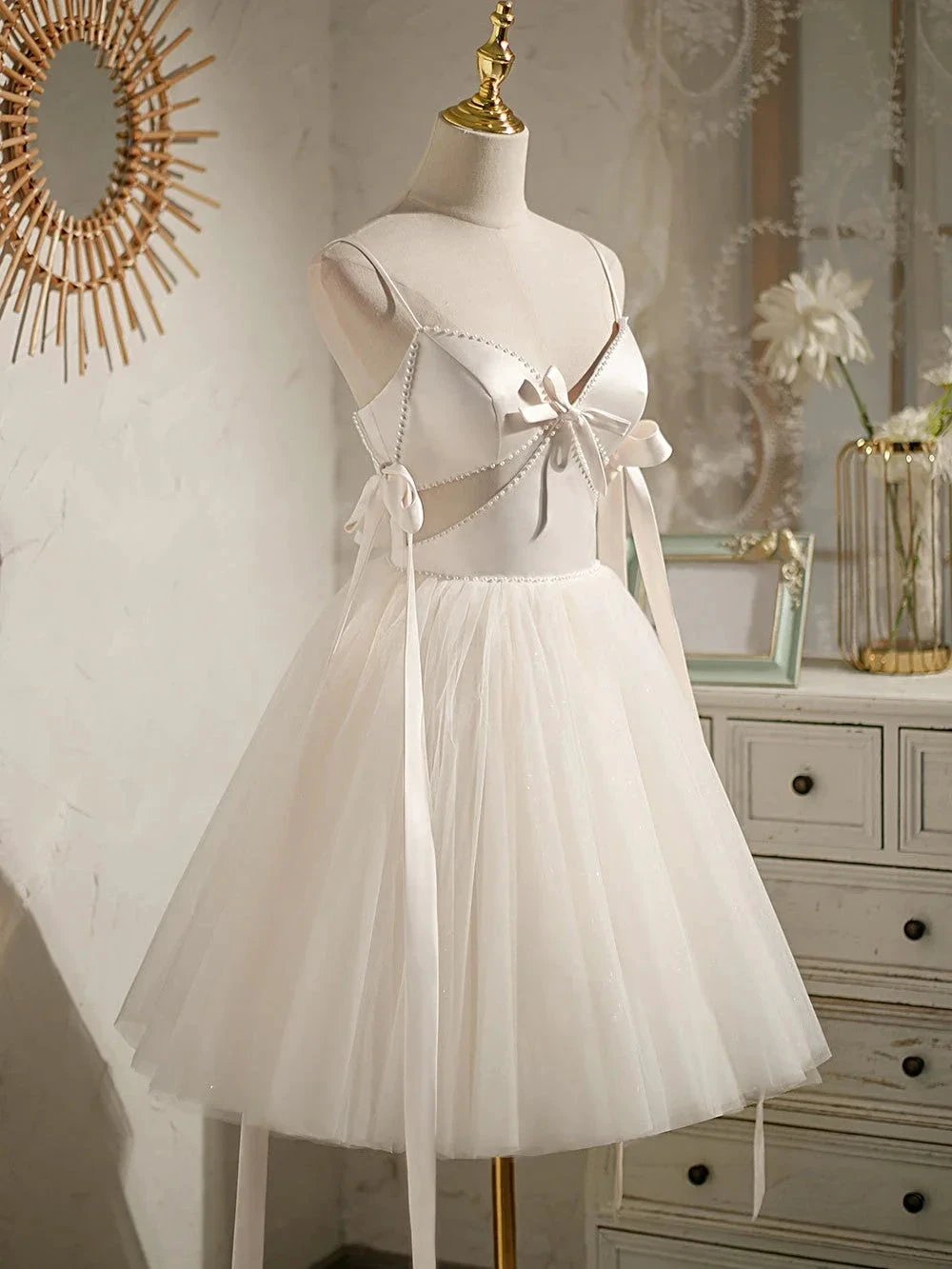 Beading Bowknot Lace Up Short Homecoming Dresses