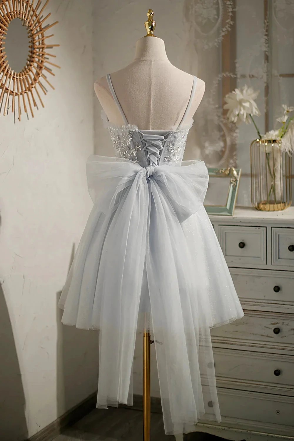 Chic Sleeveless Sequins Lace Up Short Homecoming Dresses