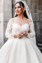 Ball Gown Sweetheart Long Sleeve Floor-Length Stain Wedding Dresses with Lace