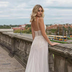 Elegant Beach Wedding Dresses High Slits Tulle Bohemian Lace Applique Robes De Mariee Backless Bridal Gowns Robe De Vestido