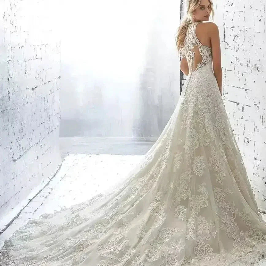 Elegant Beige Gown with Halter Lace A-LINE Sleeveless Cut-out Sweep Train Floor-Length Evening Gown for Women vestidos de novia