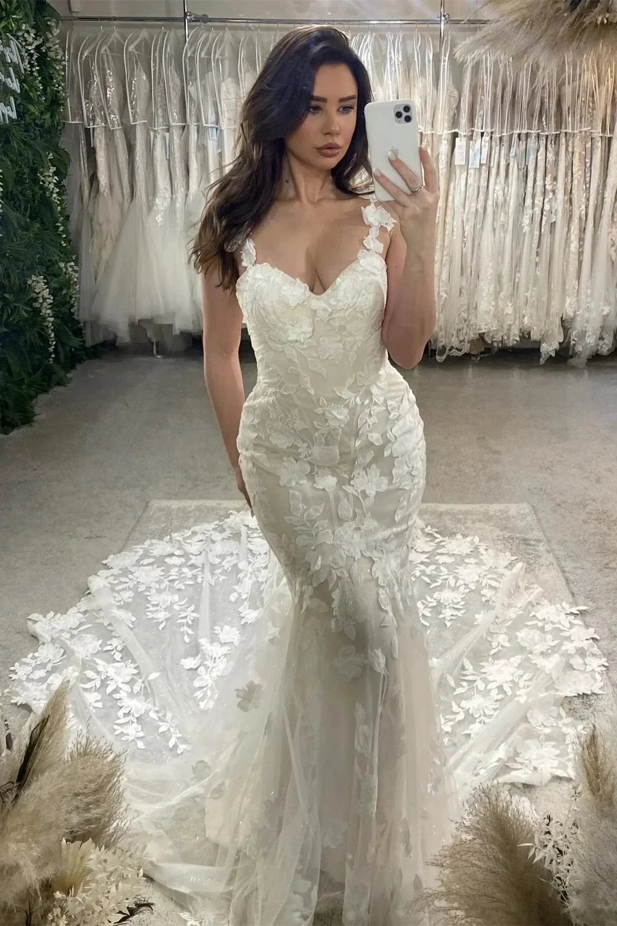 Elegant Mermaid Off-the-shoulder Sleeveless Appliques Tulle Lace Train Wedding Dress