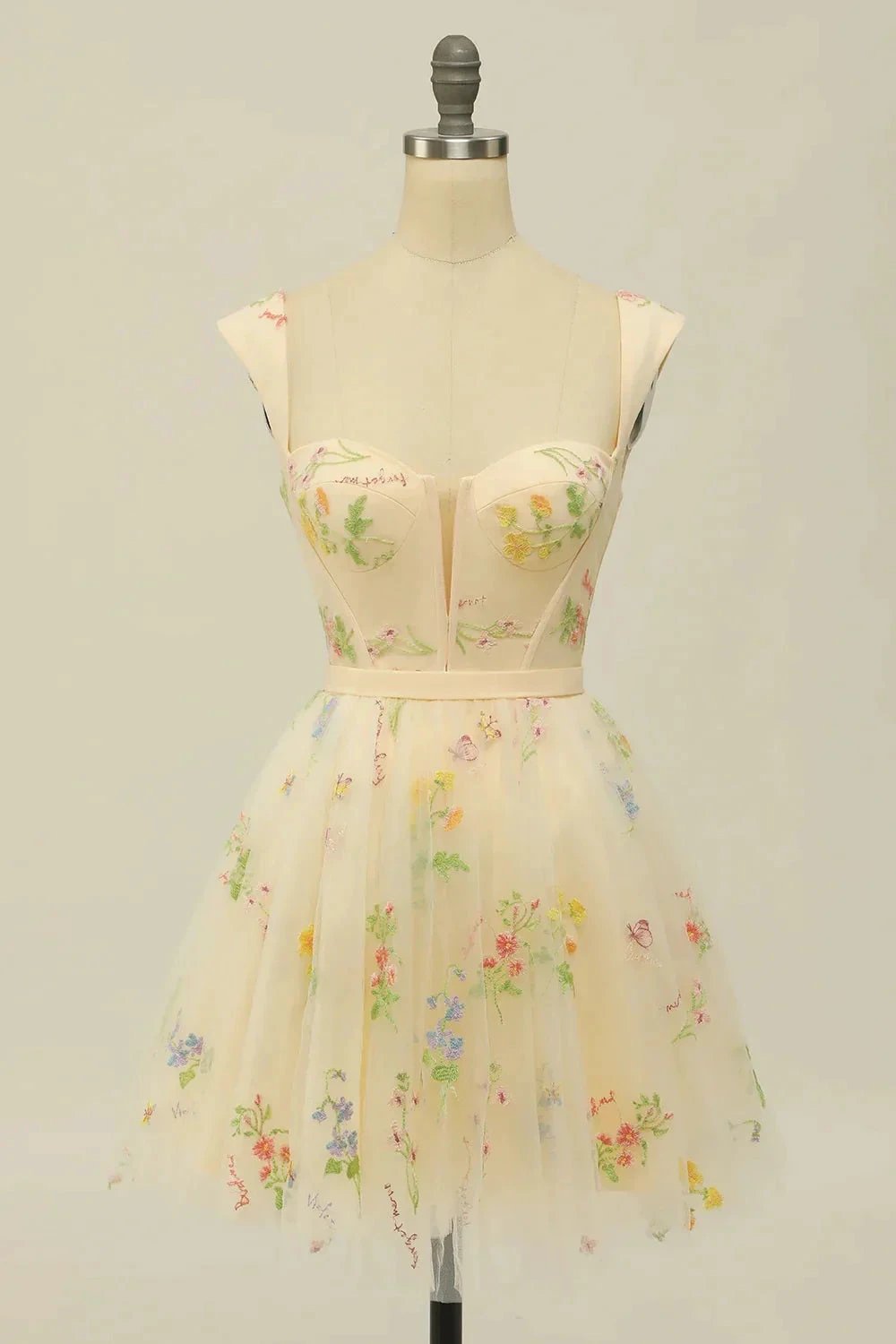 Floral Embroidery Sweetheart A-Line Homecoming Dress Short Party Dress PD472