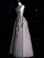 Charming V Neckline Gray Tulle Floral Ball Gown Long Evening Gown Prom Dress Y7953