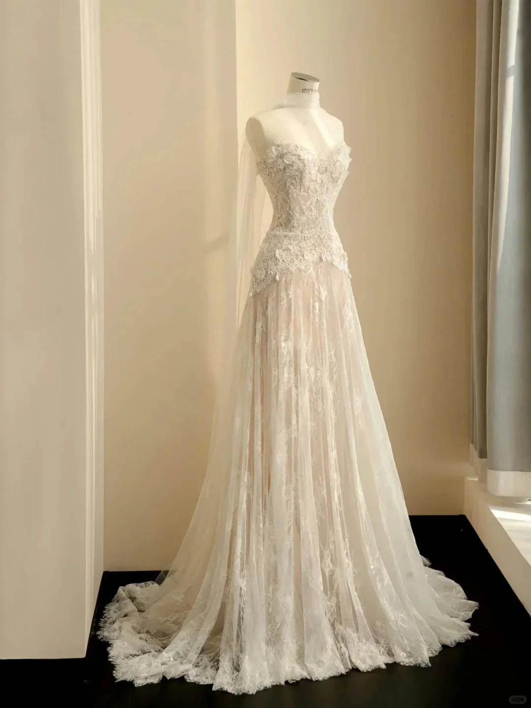 Pretty Strapless Tulle Lace Long A Line Wedding Dress,Formal Prom Evening Dress Y8686