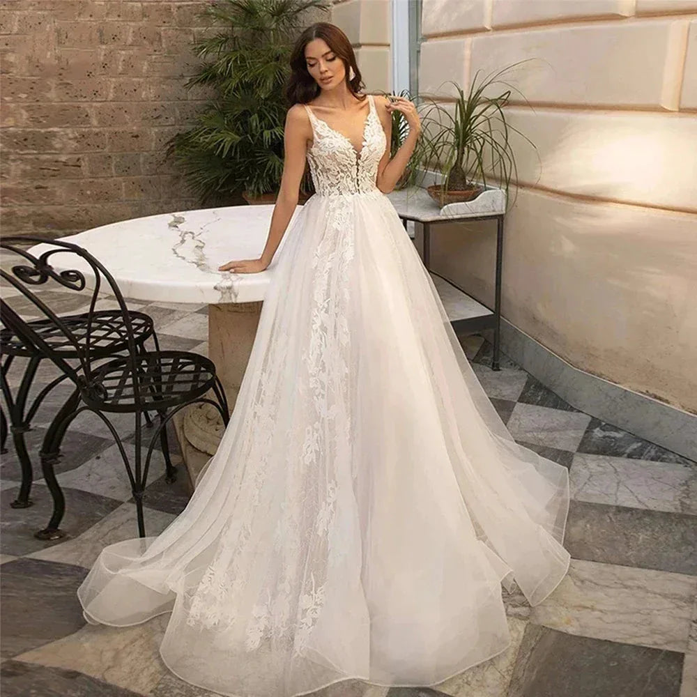 Gorgeous Deep V-neck Sleeveless Chapel Train A-Line Mopping Wedding Dresses New Luxury Sweetheart Sexy Lace Pretty Wedding Gown