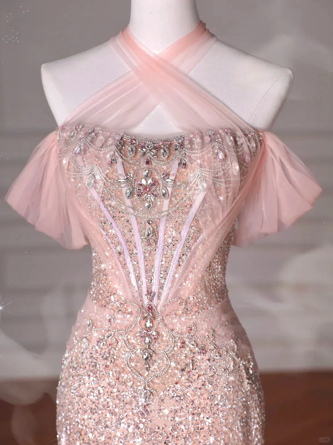 Classy Pink Halter Sequin Beaded Tulle Mermaid Evening Dress Long Prom Dress Y8620