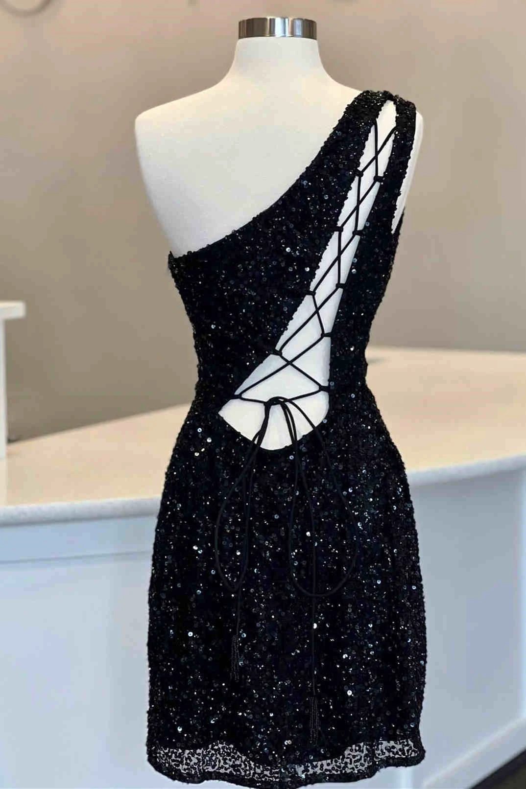 One Shoulder Red Short Homecoming Dress SYH23