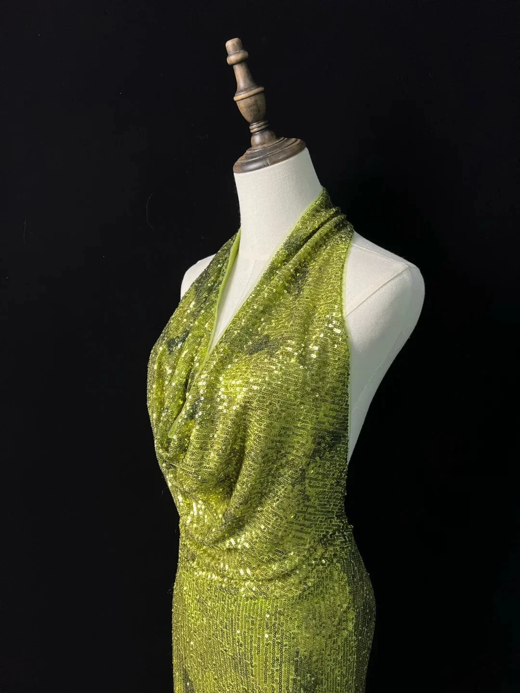 Gorgeous Green Halter Sequins Backless Prom Dress Long Mermaid Evening Dress Y8647