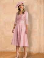 A-Line/Princess V-Neck Tea-Length Mother of the Bride Dresses with Applique
