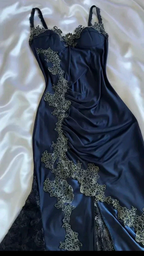 Vintage Navy Blue Satin Lace Appliques Mermaid Evening Dress Prom Dress Y8497