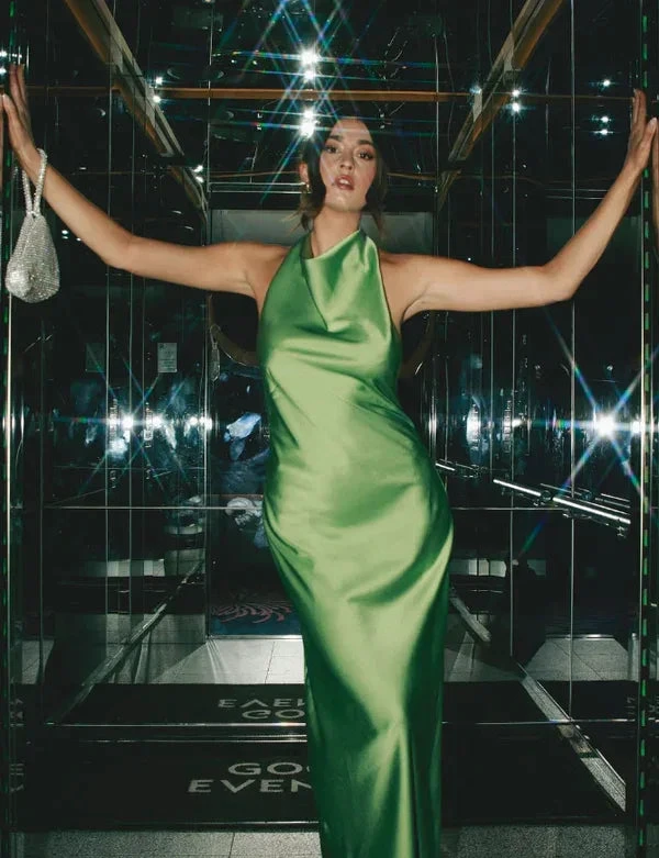 Sexy Halter Green Backless Prom Dress Long Evening Dress Y8230