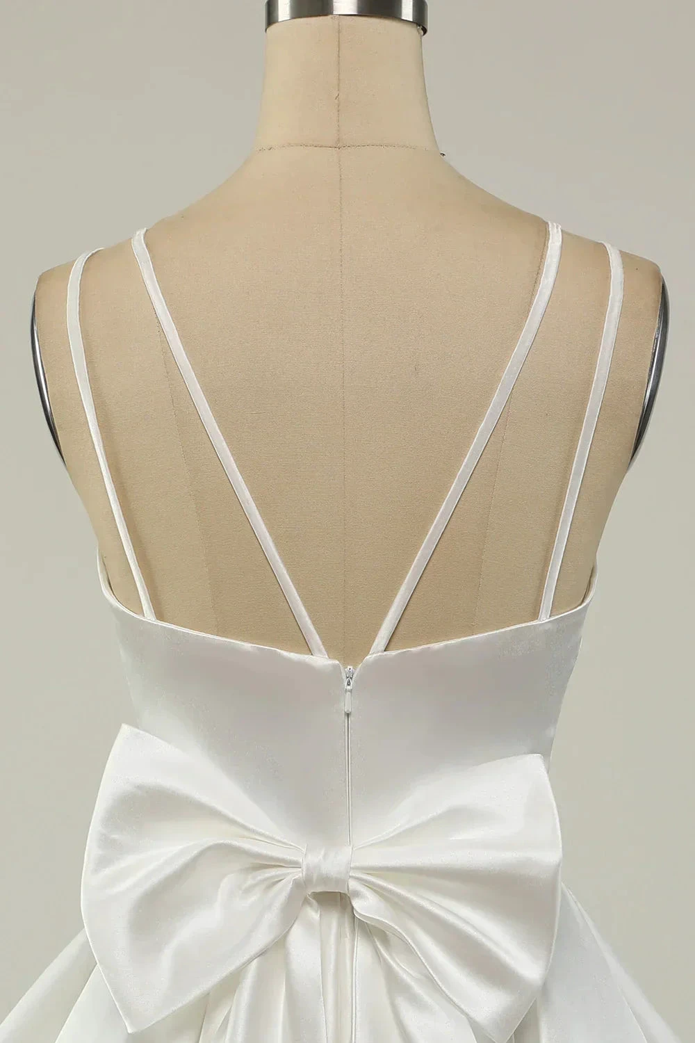 White Satin A-line Graduation Dress White Short Homecoming Dress Y1849