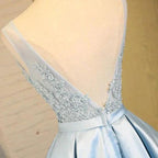 Blue A Line Princess V Neck Backless Appliques Homecoming Dresses