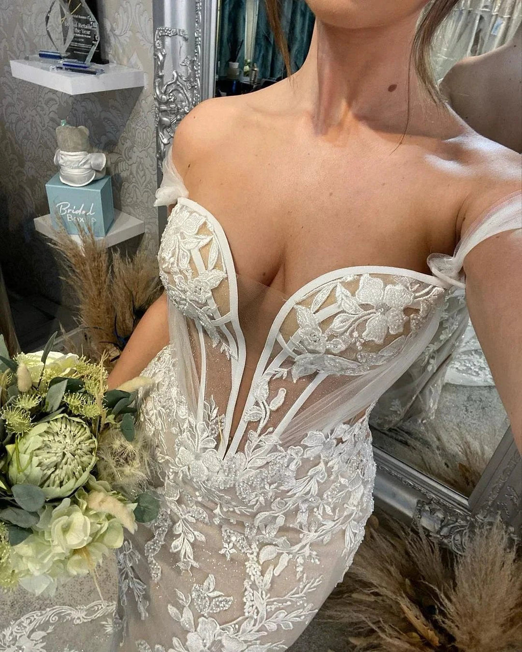 Sweetheart Long Mermaid Off-the-shoulder Glitter Appliques Wedding Dress