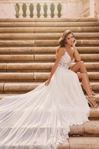 White Long A-line V-neck Chiffon Lace Backless Wedding Dresses with Slit