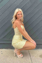 Lace-Up Appliques Strapless Sheath Homecoming Dress Y2490