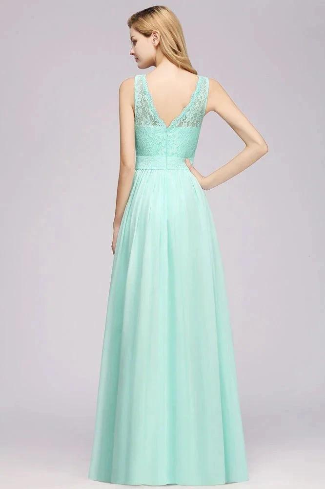 A-Line Ruffles Bridesmaid Dress Lace Scalloped Sleeveless Floor-Length Wedding Party Dress