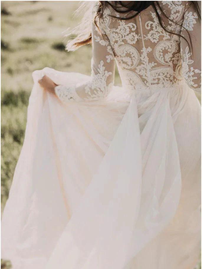A-line Scoop Lace Wedding Dress Long Sleeve Rustic Wedding Dresses WD521