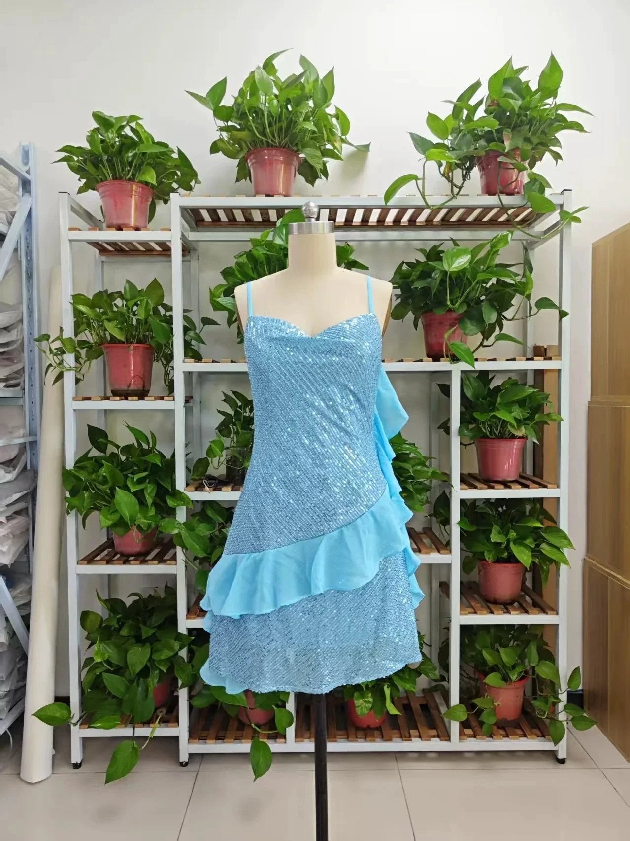 Beautiful Blue Straps Sequins Chiffon Ruffles Cocktail Dress Homecoming Dress Y8253