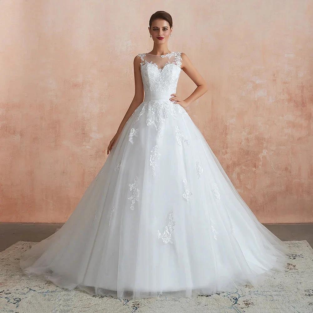 Amazing Long A-line Appliques Lace Tulle Wedding Dress