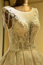 Amazing Princess Lace-up Sparkly Beading Tulle Ivory Princess Wedding Dress