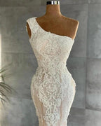 Attractive One Shoulder Appliques Lace Floor-length Mermaid Wedding Dress