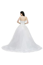 Ball Gown Lace Sweetheart Tulle Wedding Dress