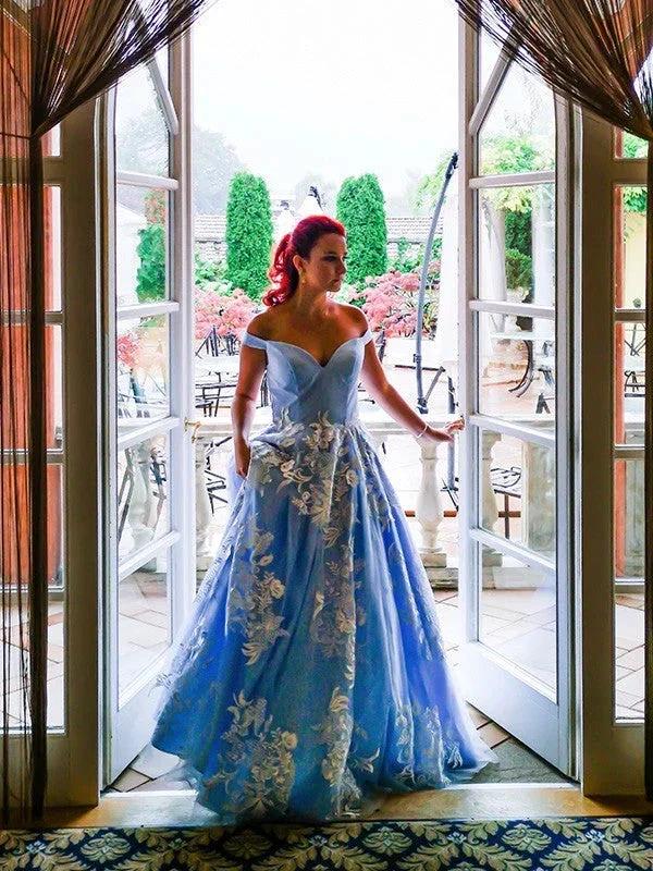Ball Gown Sleeveless Off-the-Shoulder Applique Tulle Prom Dresses