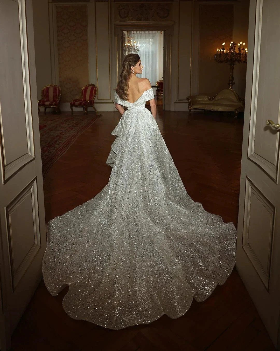 Beautiful Long Mermaid Off-the-shoulder Sequined Sleeveless Weddding Dress
