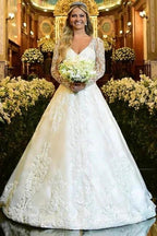 Charming A-Line Lace Sweetheart Long Sleeve White Wedding Dress With Appliques