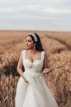 Charming Long White A-line Tulle Sleeveless Wedding Dress with Lace
