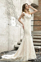 Charming V-Neck Floral Lace Mermaid Bridal Gown Sleeveless Sain Dress For Bride