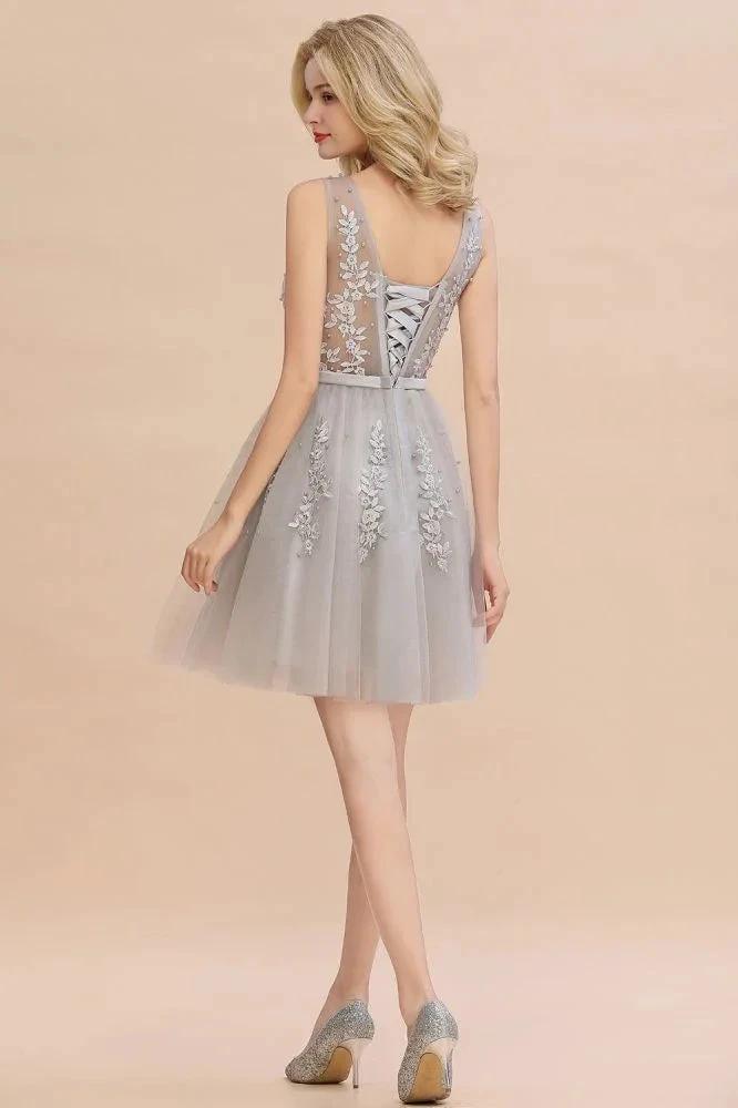 Charming V-Neck Tulle Lace Appliques Short Homecoming Dress Aline Backless Party Dress